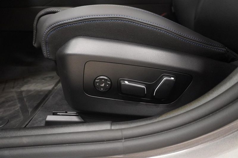 BMW i5 bild 10