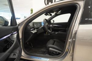 BMW i5 bild 2