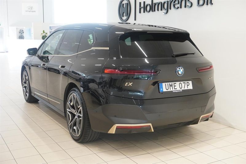 BMW iX bild 5