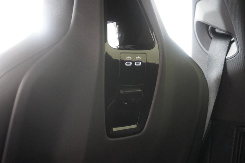 BMW iX bild 9