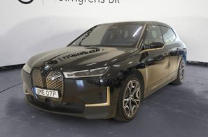 BMW iX bild 1