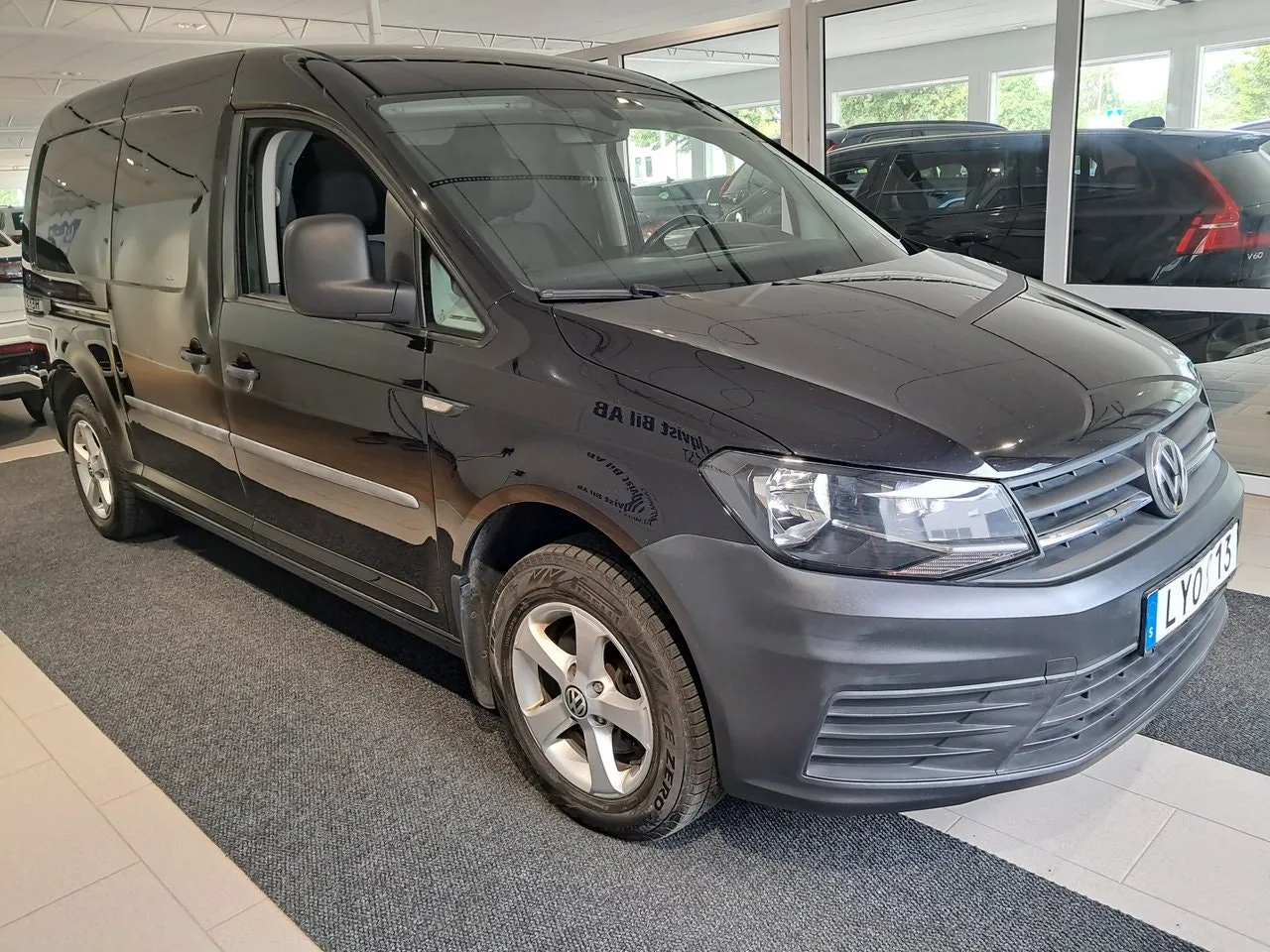 Vehicle image 2