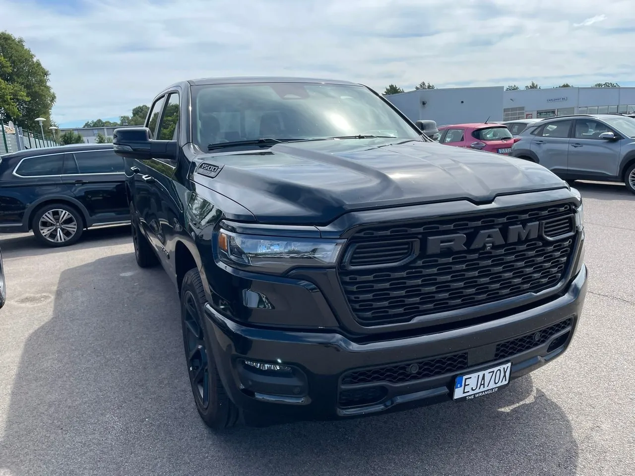 Vehicle image 1