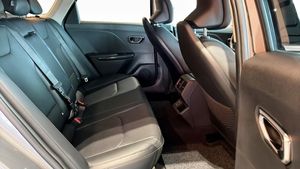 Kia K4 bild 5