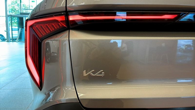 Kia K4 bild 22