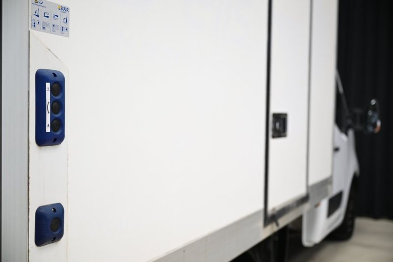 Nissan NV400 bild 8