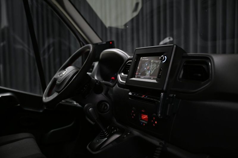 Nissan NV400 bild 28