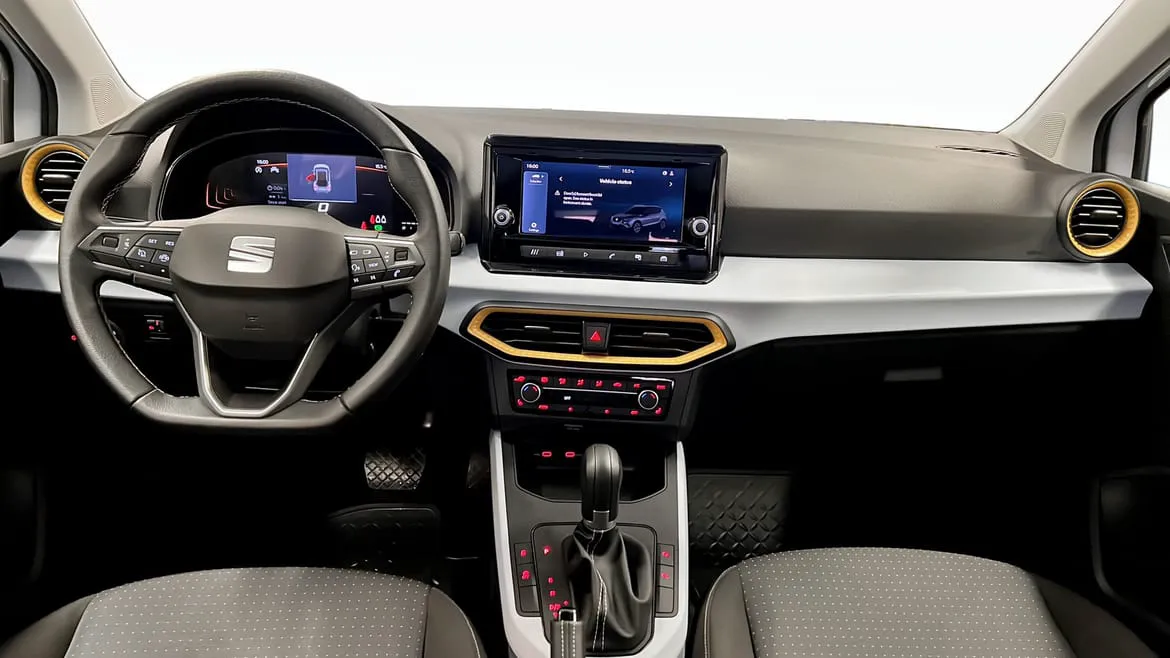 Vehicle image 9