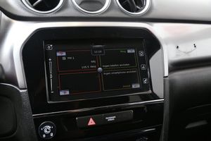 Suzuki Vitara bild 22