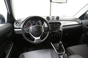 Suzuki Vitara bild 12