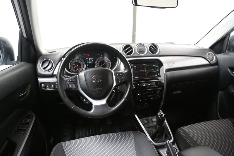 Suzuki Vitara bild 12