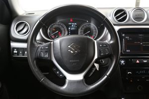 Suzuki Vitara bild 14