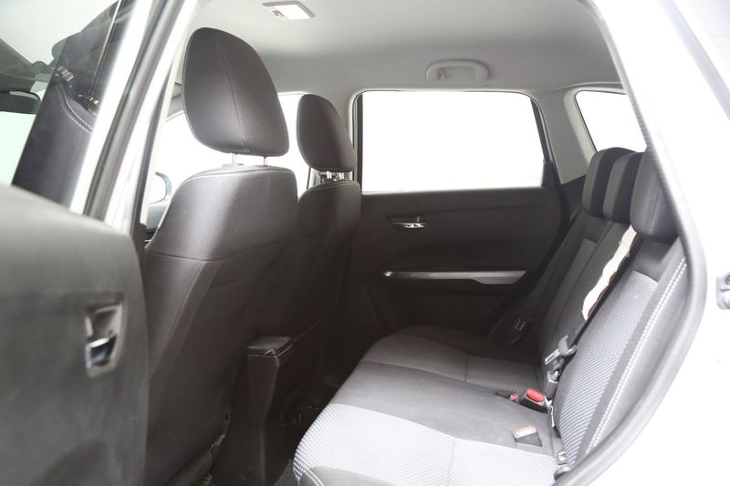 Suzuki Vitara bild 24