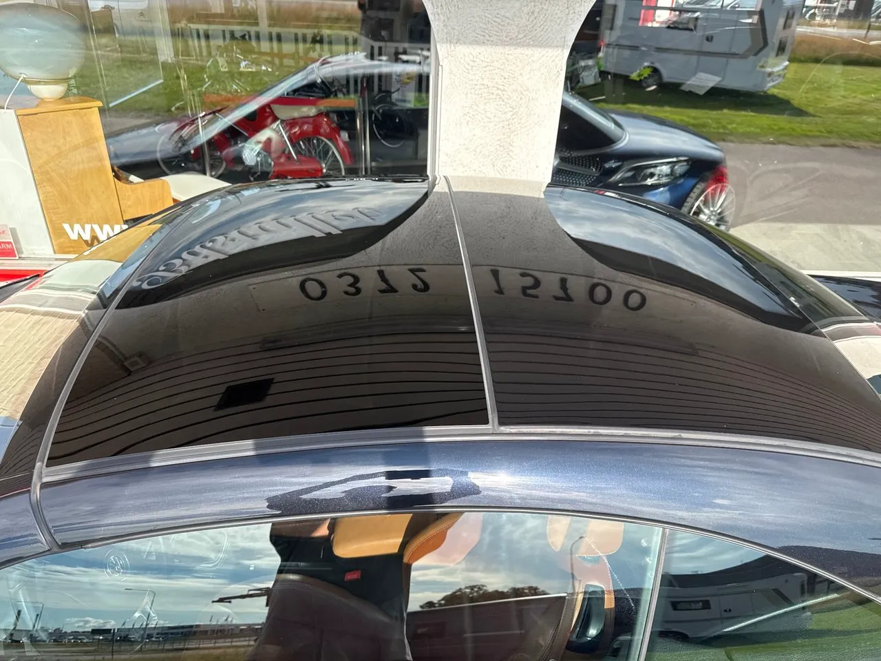Vehicle image 20