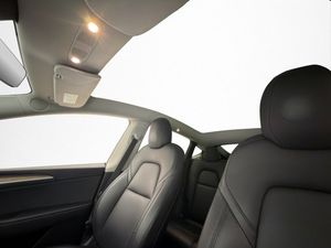 Tesla Model Y bild 11