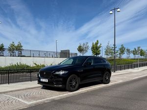 Jaguar F-Pace bild 2