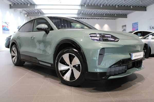 Porsche Cayenne Coupé Electric Coupe - 2026