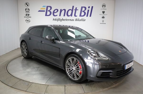 Porsche Panamera 4 Sport Turismo / Panorama/ Sportchrono - 2018