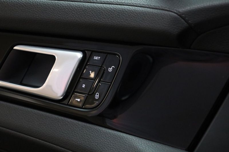 Porsche Panamera bild 24