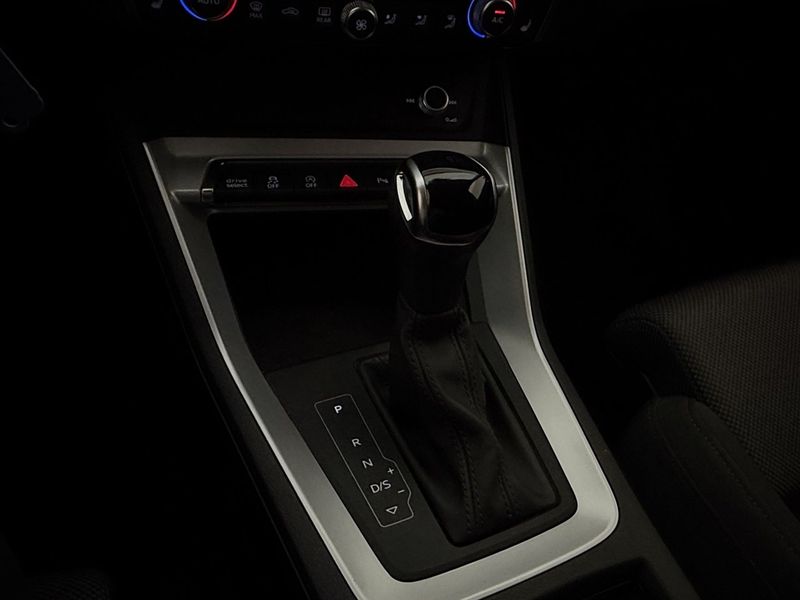 Audi Q3 bild 22