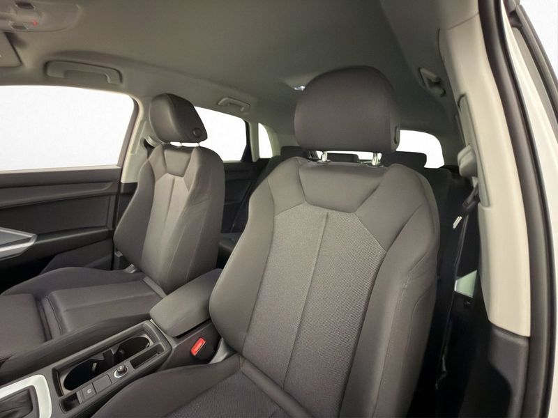 Audi Q3 bild 11
