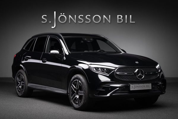Mercedes GLC300 e 4MATIC AMG / Night Pack / Burmester - 2024