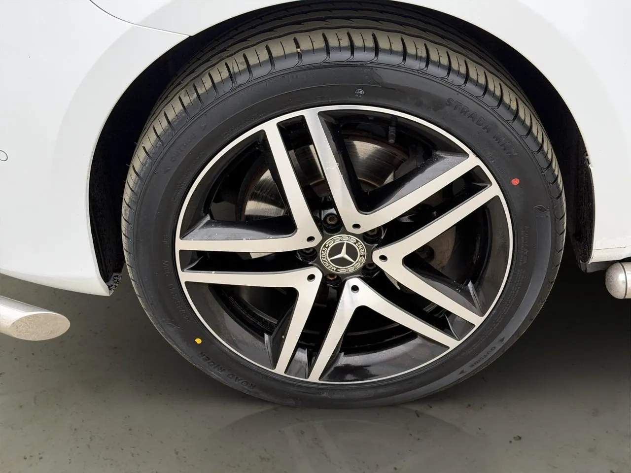 Vehicle image 36
