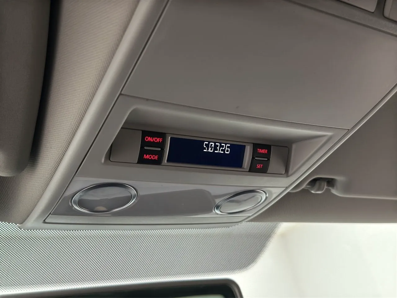 Vehicle image 30