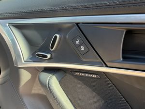 Jaguar F-Type bild 11