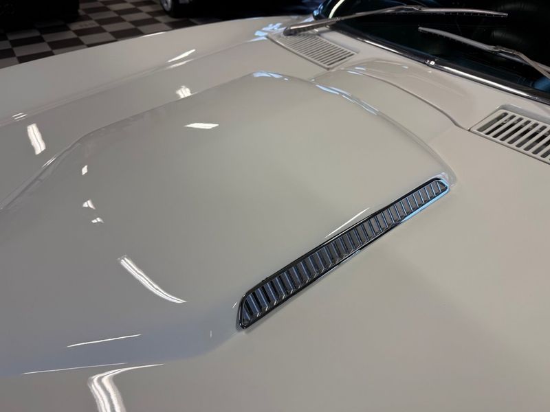Chevrolet Corvette bild 20