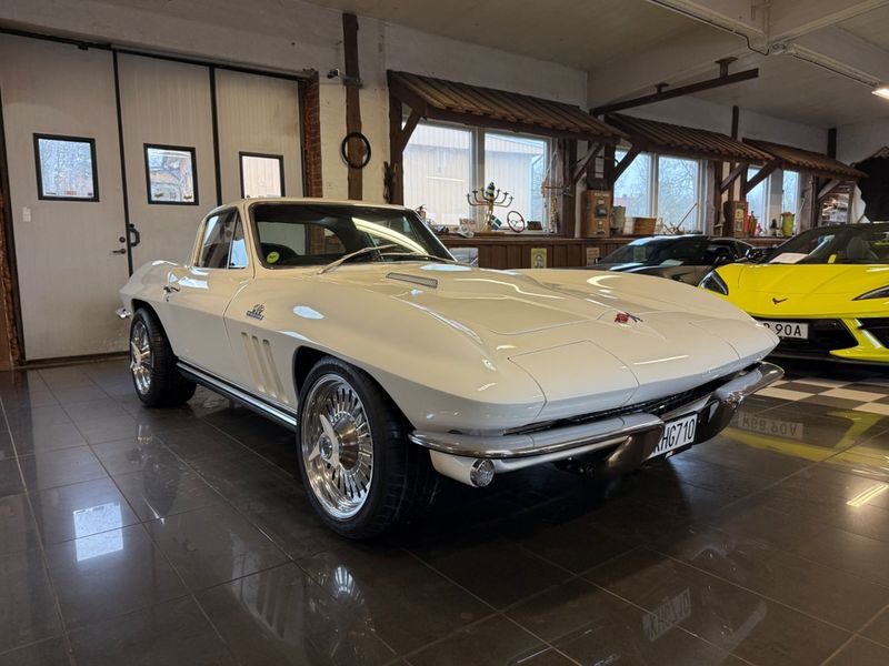 Chevrolet Corvette bild 12