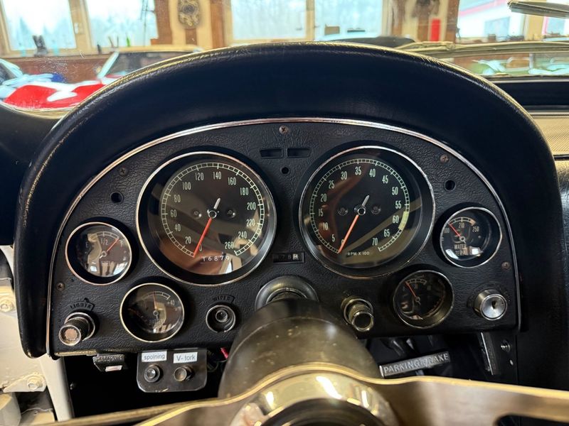 Chevrolet Corvette bild 30