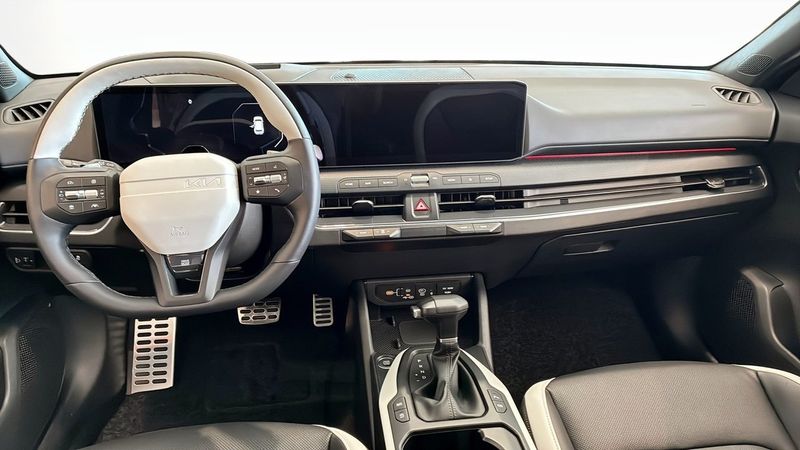 Kia K4 bild 7