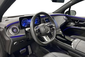 Mercedes EQS450 SUV bild 7