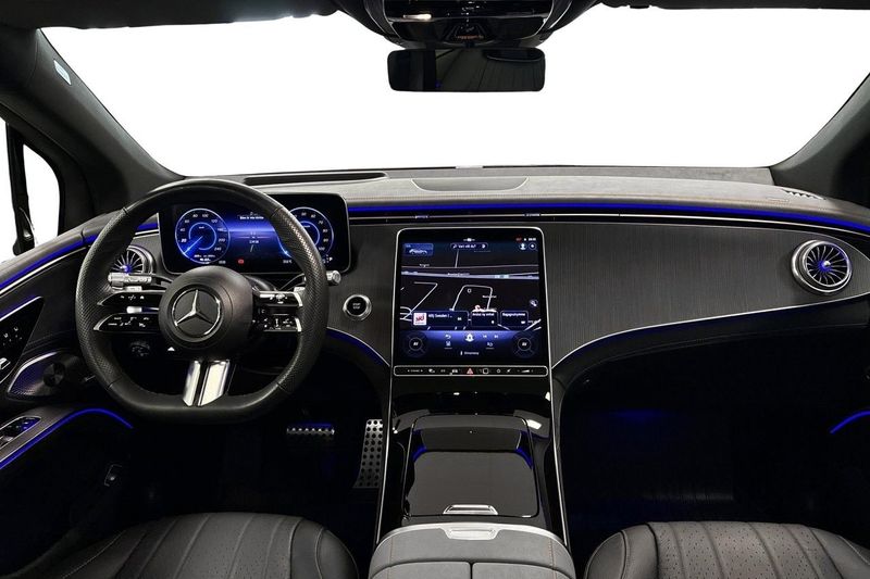 Mercedes EQS450 SUV bild 9