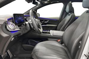 Mercedes EQS450 SUV bild 8