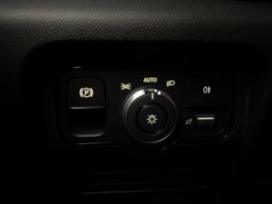 Mercedes T180 bild 14