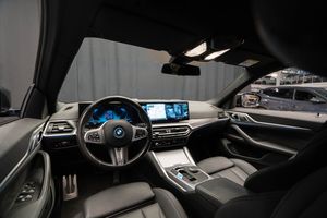 BMW i4 bild 11