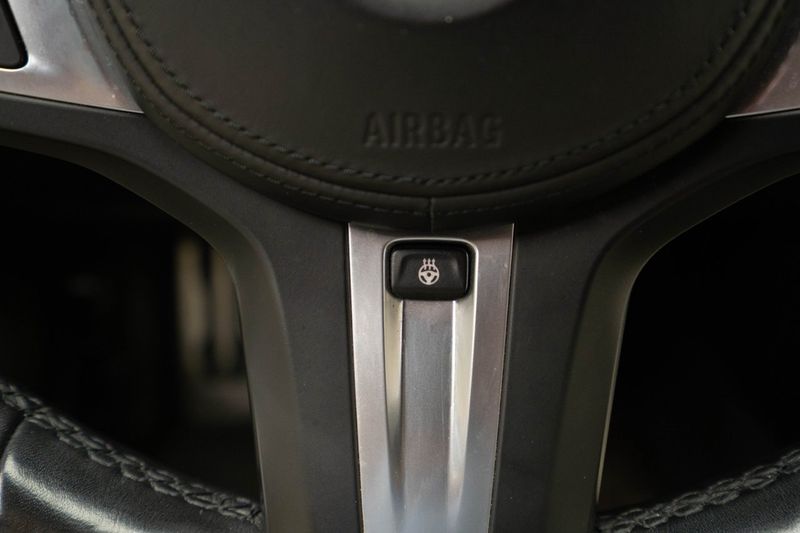 BMW i4 bild 21
