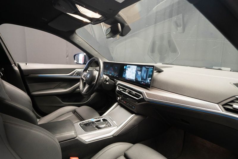 BMW i4 bild 14