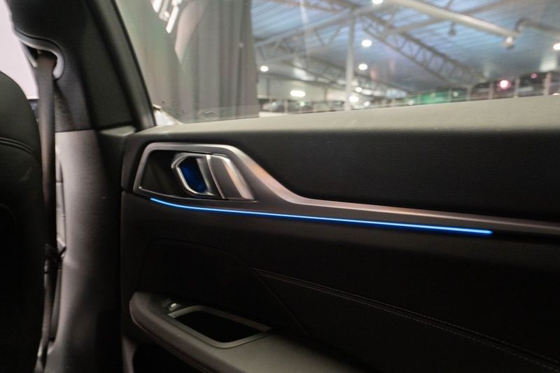 BMW i4 bild 23