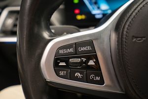 BMW i4 bild 17