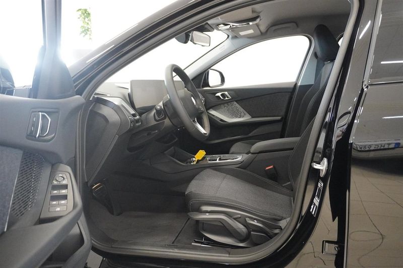 BMW 120 bild 2