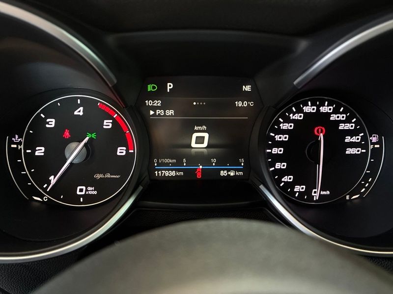 Alfa Romeo Stelvio bild 21