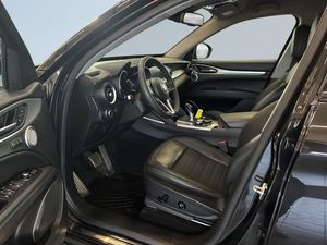 Alfa Romeo Stelvio bild 7