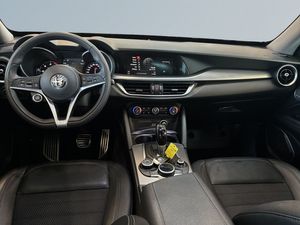 Alfa Romeo Stelvio bild 8