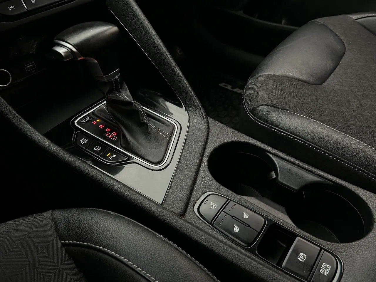 Vehicle image 21