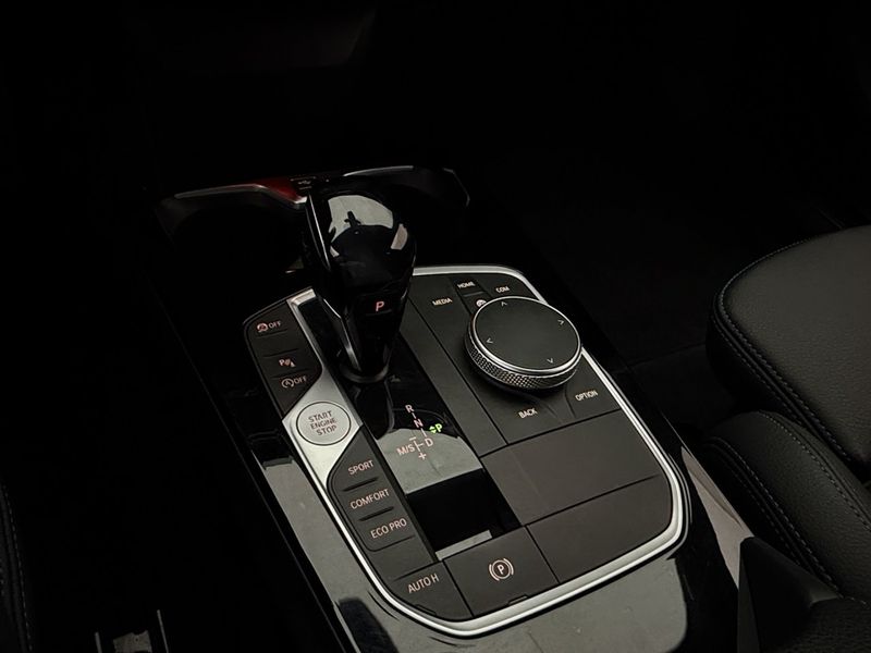 BMW 118 bild 23