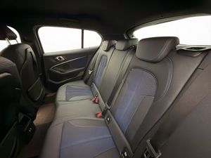 BMW 118 bild 26