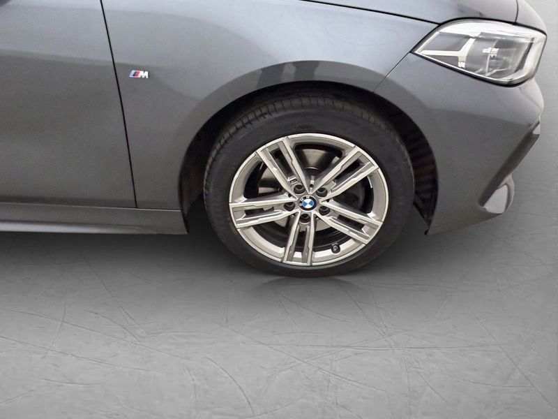 BMW 118 bild 32